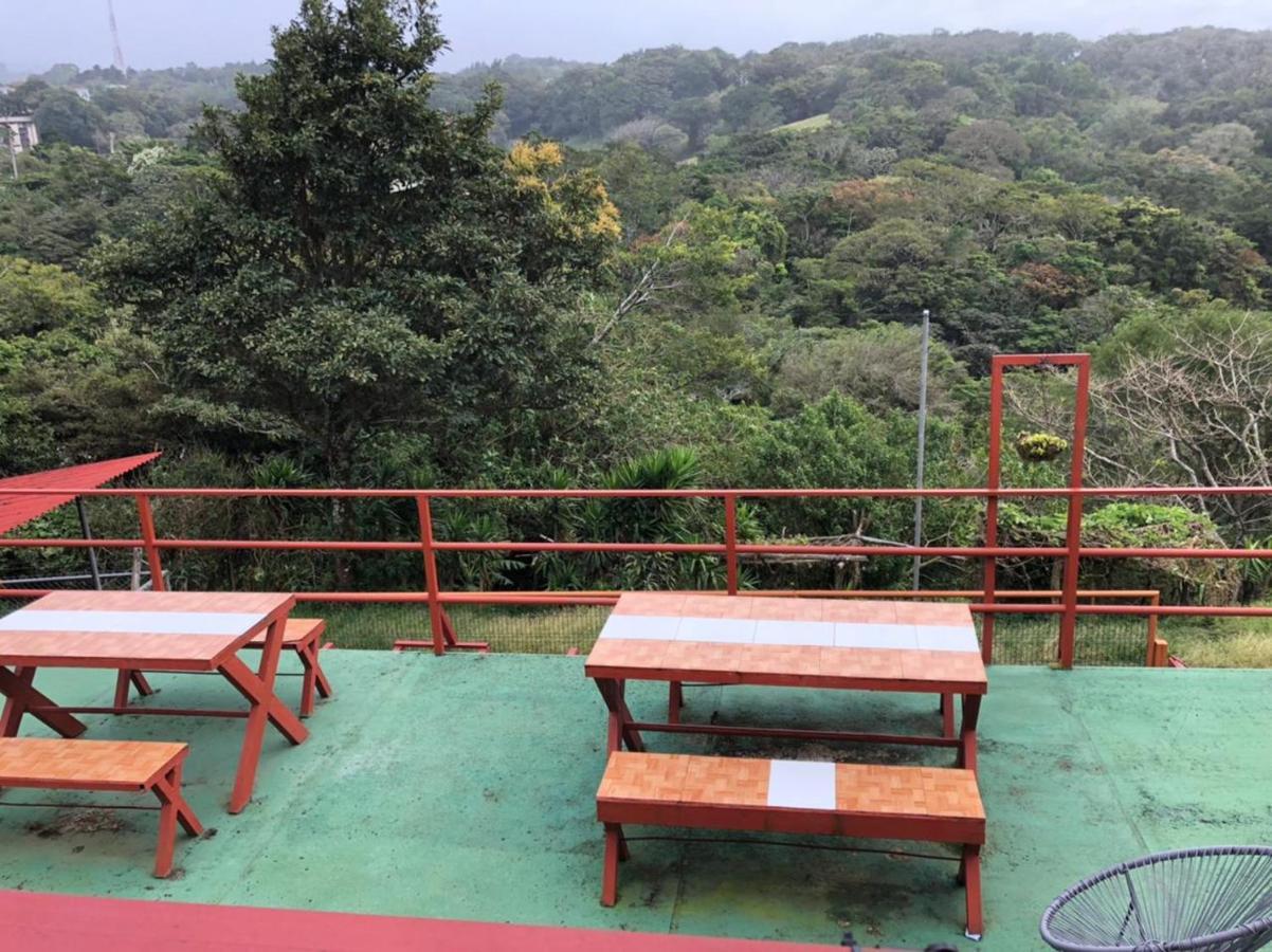 Monteverde Monkey Hostel Extérieur photo